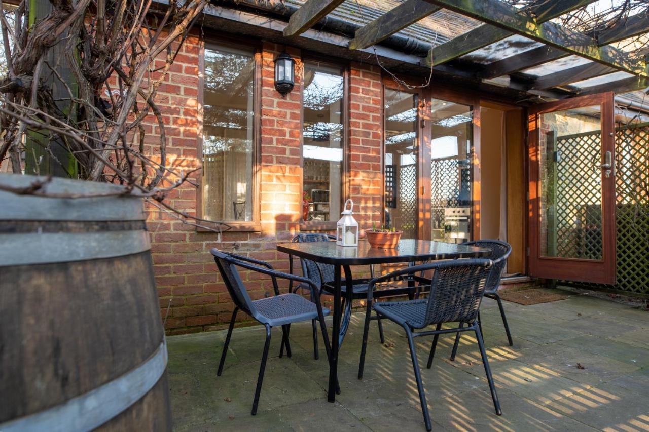 Terlingham Lane Cottage Hawkinge Exterior foto